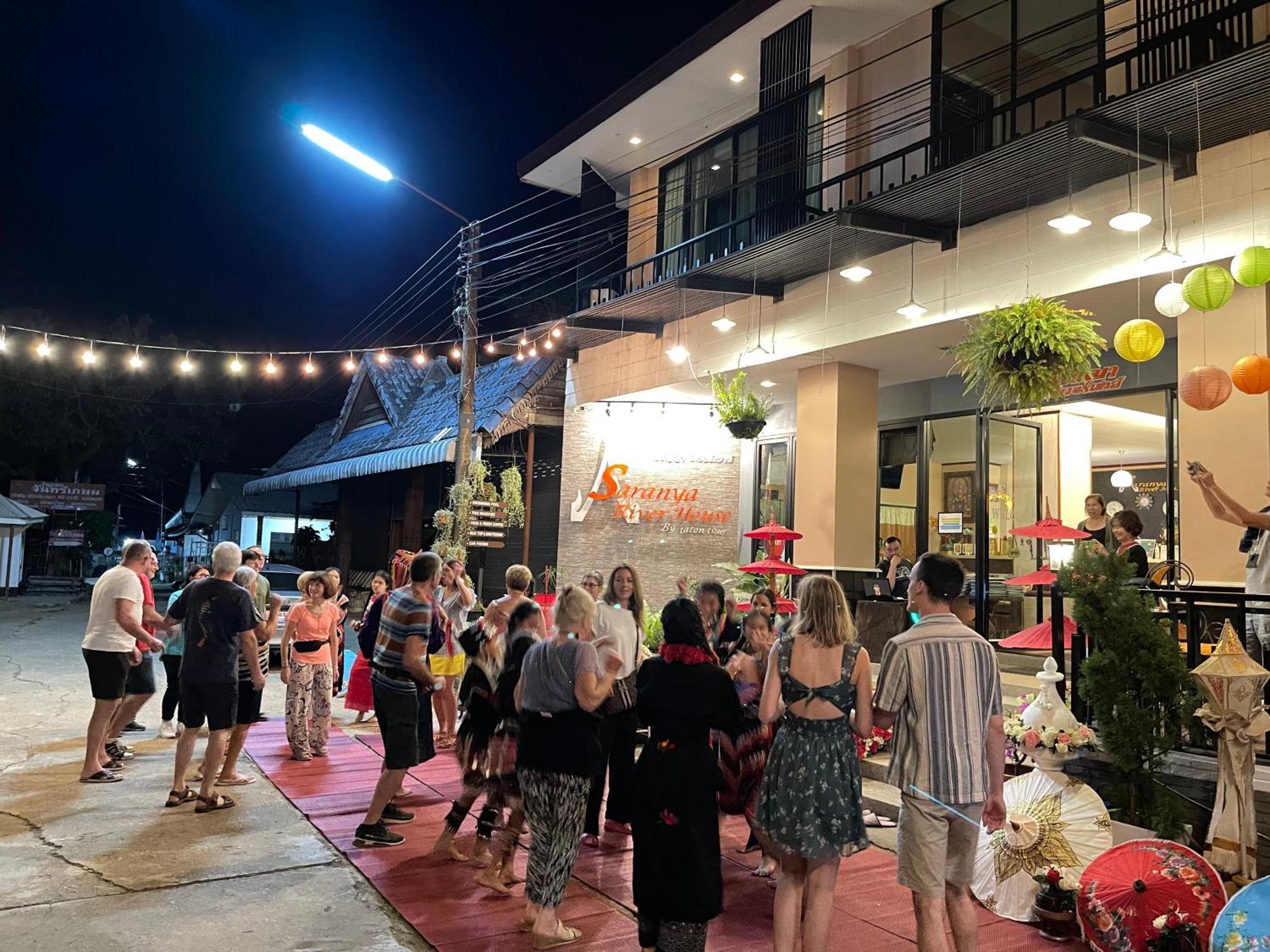 Saranya River House สรัญญาริเวอร์เฮาส์ Mae Ai Екстериор снимка